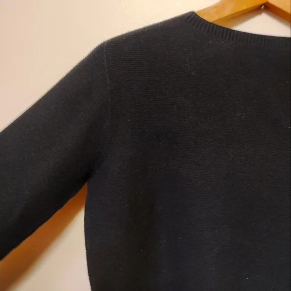 Sweater - Picture 2 of 5